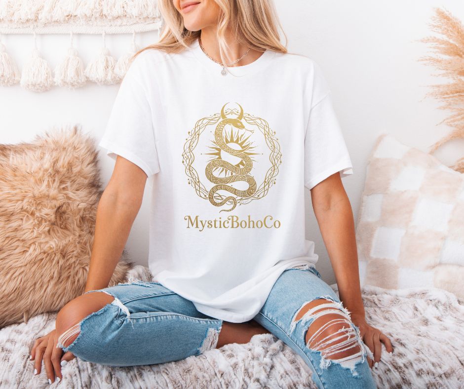 Camiseta Boho Mística Serpent Moon | Mystic Snake Lotus Tee